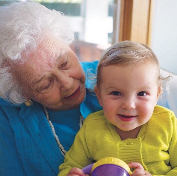 Ann y su bisnieta | Instagram