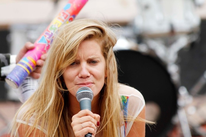 El especial y sensual saludo de Javiera Acevedo a los hombres en su día