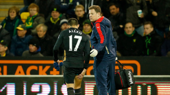 Alexis Sánchez ya está en Chile para comenzar tratamiento de su lesión muscular