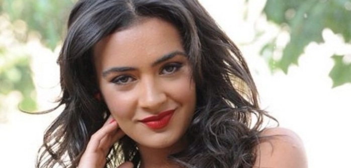 Domi Gallego arrasa con delgada figura en bikini 5 meses después del parto