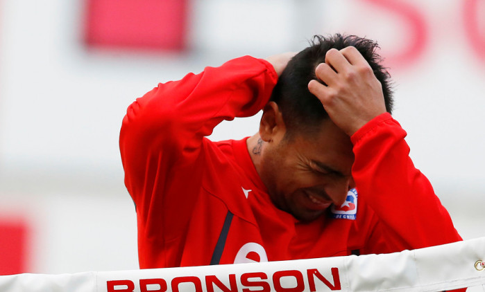 El dedo le pasó la cuenta: Jara nominado a lo peor del fútbol en el 2015