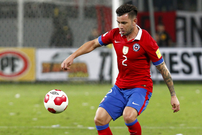 Confirmado: Eugenio Mena ya tiene nuevo club