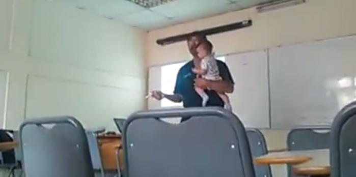 Gesto de profesor con alumna y su recién nacido conmueve al país