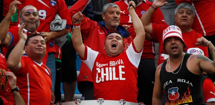 La FIFA sancionó a la Federación Chilena por cánticos racistas de sus hinchas