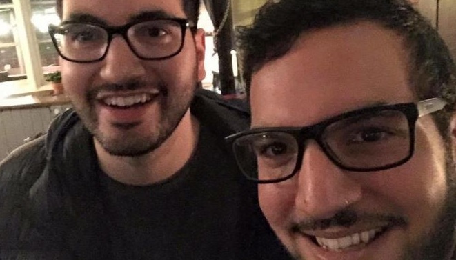 Otra vez: Gemelos desconocidos se topan de sorpresa en la calle