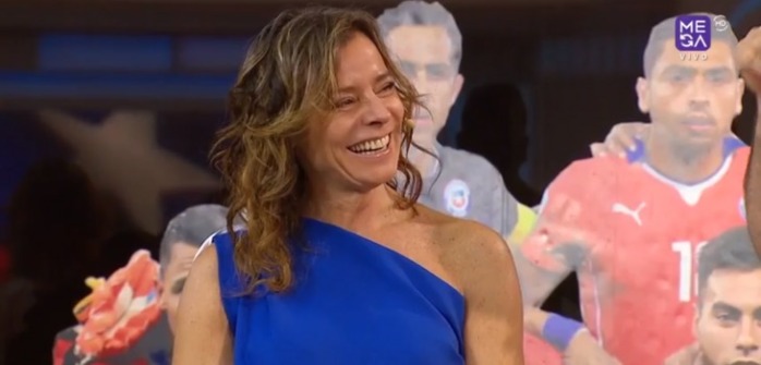 El original vestido con el que Kathy Salosny sorprendió en la alfombra roja de la 