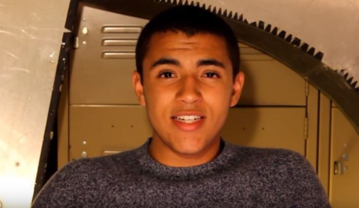 La reacción de una mamá tras enterarse de que su hijo era gay: Lo publicó en el diario