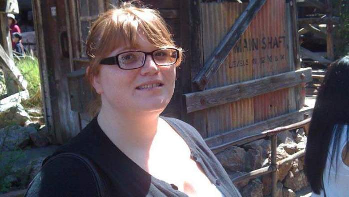 Lanzó a su hijo autista desde un puente: fue condenada de por vida