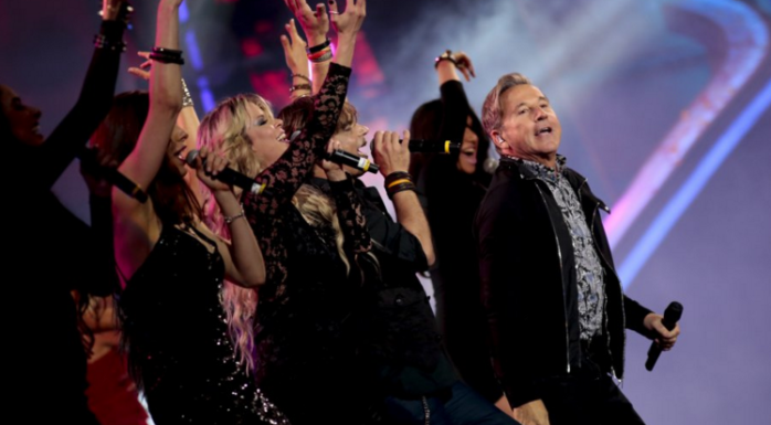 Montaner lanzó polémico mensaje molesto por el horario de su show en Viña