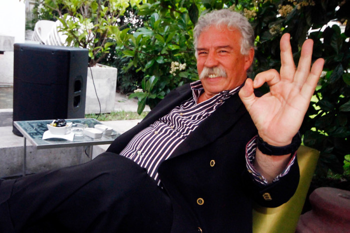 El nuevo desafío de Iván Arenas: Grabó chistoso video publicitario junto a Guru Guru