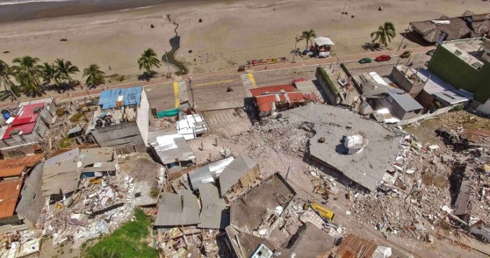 Nuevo balance de sismo en Ecuador: 480 muertos, 2.560 heridos, 1.700 desaparecidos
