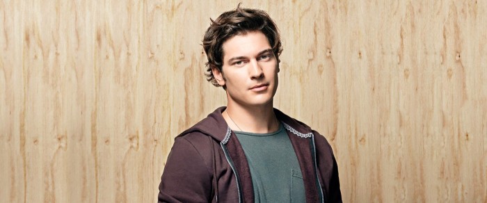 Seguidores de 'Medcezir' aseguran que guapo protagonista es igual a Miiko Albornoz