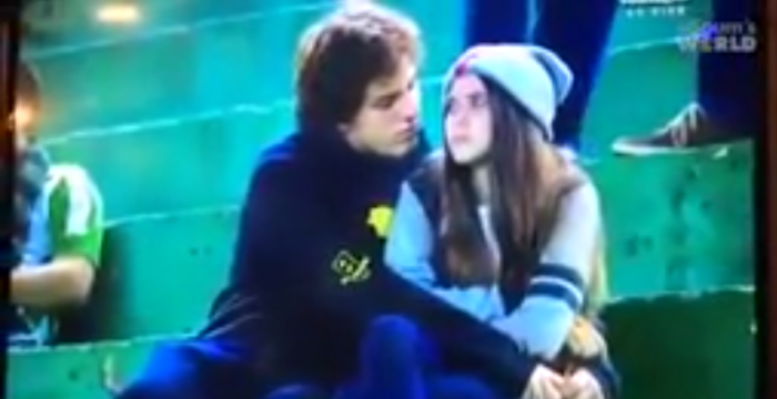 Adolescente que fue rechazado por su novia en público se convierte en viral