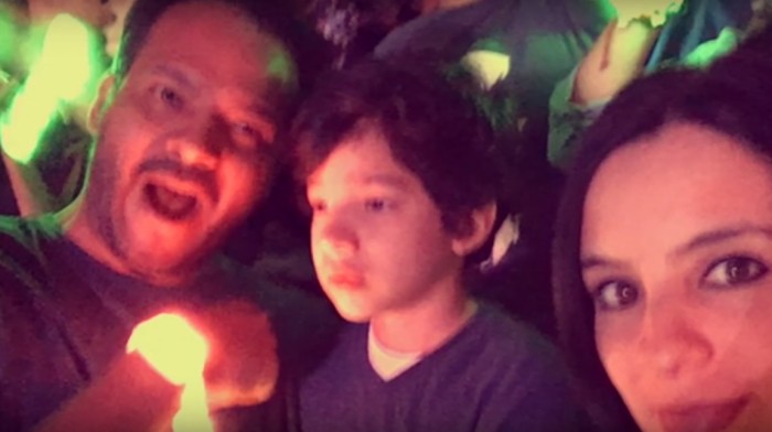 La conmovedora reacción de un niño autista al escuchar el tema 'Fix You' de Coldplay