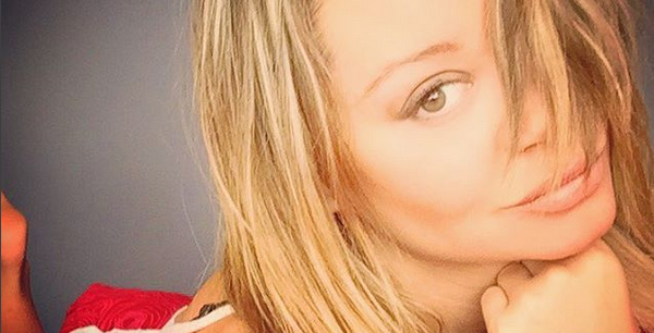 ¡Atangana! La bella musa que relatará WrestleMania 32 para Latinoamérica