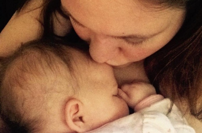 Dejó a su bebé en una guardería: cuando volvió a buscarla no podía creer lo ocurrido