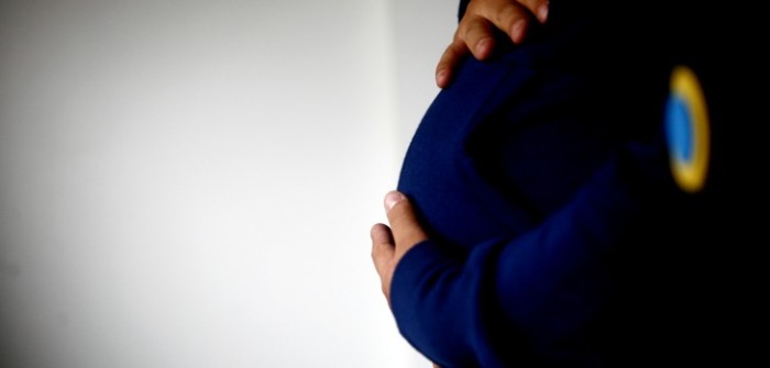 5 años de cárcel para hombre que violó y embarazó a su hijastra en Panguipulli