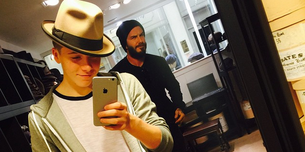 Las fotos que confirman el romance entre Brooklyn Beckham y Chloë Moretz