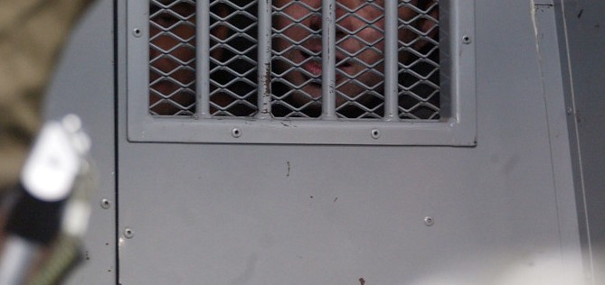 Detienen a ex reo liberado: portaba un rifle mientras circulaba por ruta 5 Norte