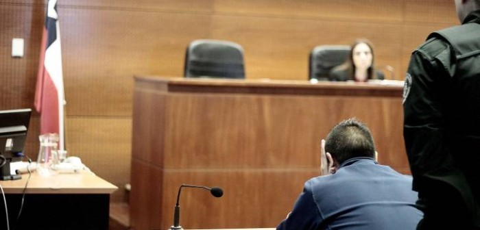 Condenan a tres años de libertad vigilada a hombre de 67 años por abusar de niña de 9