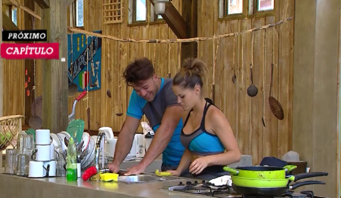 “Malicioso” diálogo de Leandro con Gala levanta sospechas en reality de Mega