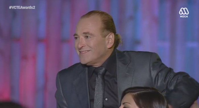 El premio que recibió Tatón en reality de Mega que hizo llorar a Camila y Joaquín