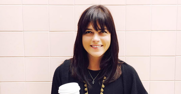 Selma Blair habría sufrido ataque de histeria en pleno vuelo: fue trasladada a un hospital