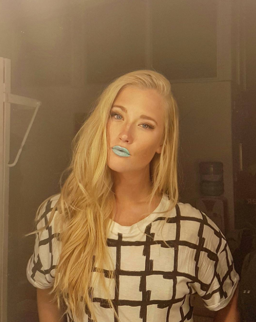 Vesta Lugg / Instagram