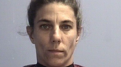 Mujer prostituía a sus dos pequeñas hijas discapacitadas para pagar su adicción a la droga