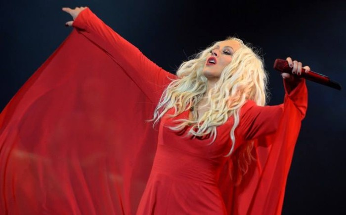 Christina Aguilera ya no es rubia: se atrevió con llamativo cambio de look