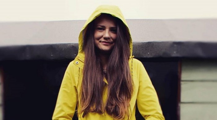 Vendedoras se burlaron de su apariencia en una tienda: su respuesta es digna de aplausos