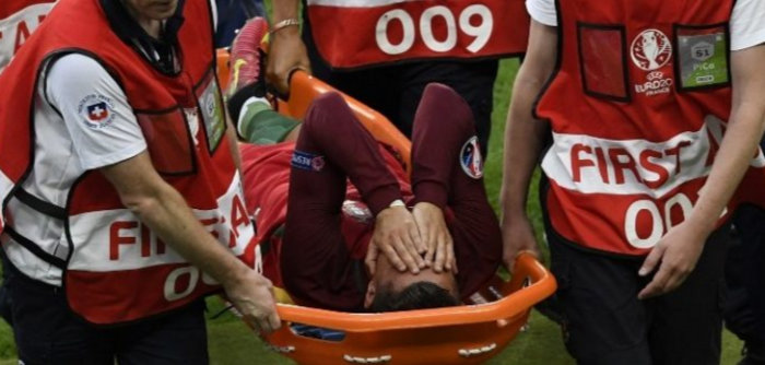 Cristiano Ronaldo abandonó la final de la Eurocopa por lesión entre lágrimas