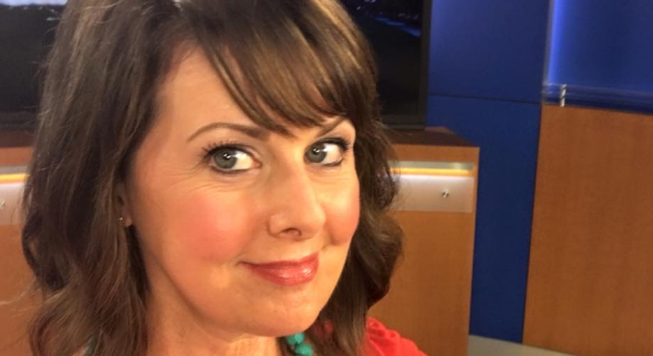 Viral: lectora de noticias estadounidense compartió foto en bikini con potente mensaje