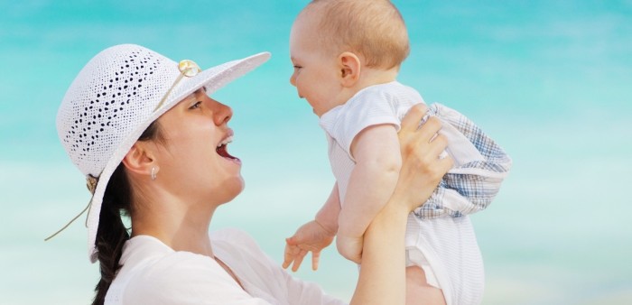 Ese momento en que el truco para hacer reír a tu bebé sale terriblemente mal