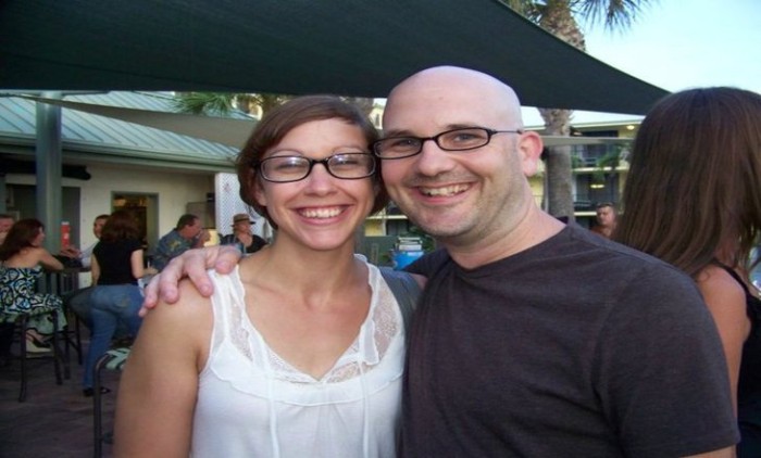 La historia de la mujer que se atrevió a pedirle matrimonio a su esposo