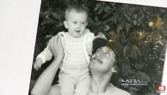 Novia va al altar del brazo del hombre al que su padre donó su corazón