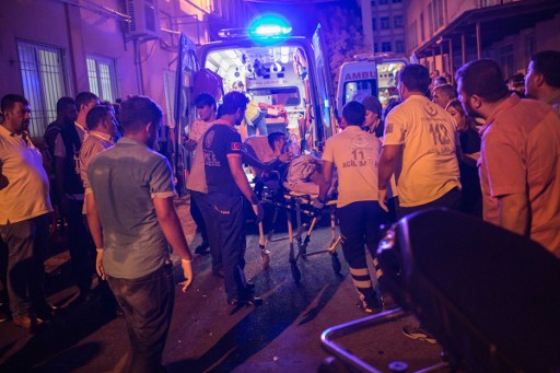 A 50 muertos aumenta resultado de atentado suicida contra una boda en Turquía