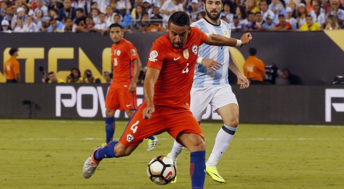 Mauricio Isla ya tiene equipo para próxima temporada