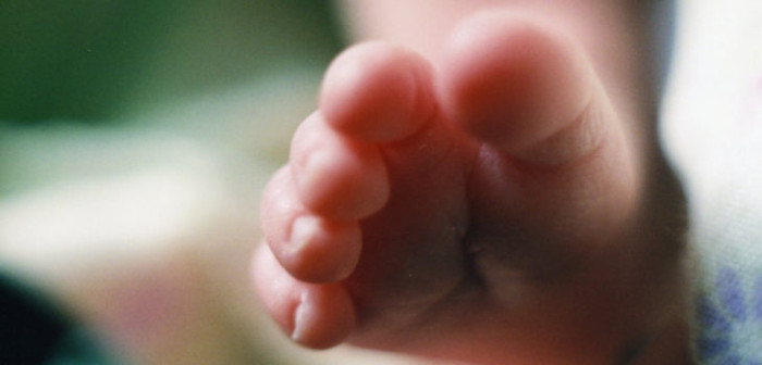 Joven fue detenido por arrojar a su bebé al suelo durante pelea amorosa en Punta Arenas