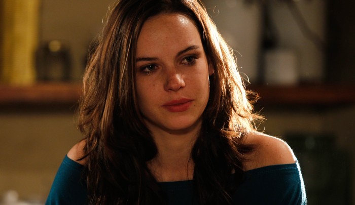 La provocadora pose de Luciana Echeverría en Revista Viernes