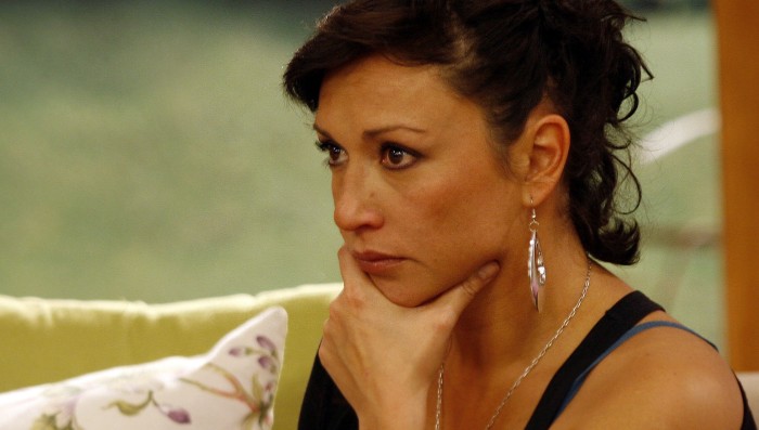 Marisela Santibáñez terminó con un esguince tras fuerte discusión con otros candidatos