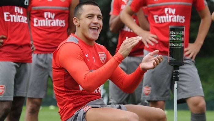 El apodo 'de miedo' que recibió dupla futbolera compuesta por Alexis Sánchez