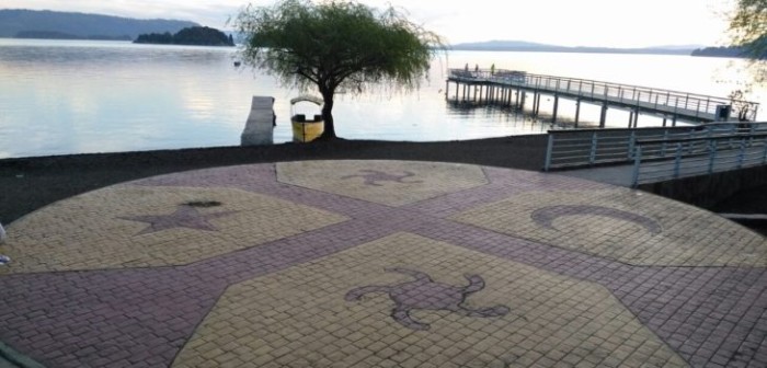 Polémica genera diseño de kultrún en recién inaugurada costanera de Licán Ray