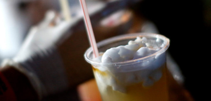 Soldado de la Fuerza Aérea aparece en ropa interior en la vía pública tras visitar fonda