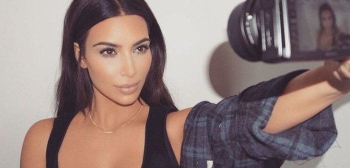 Kim Kardashian es asaltada a mano armada en París: le robaron millones en joyas