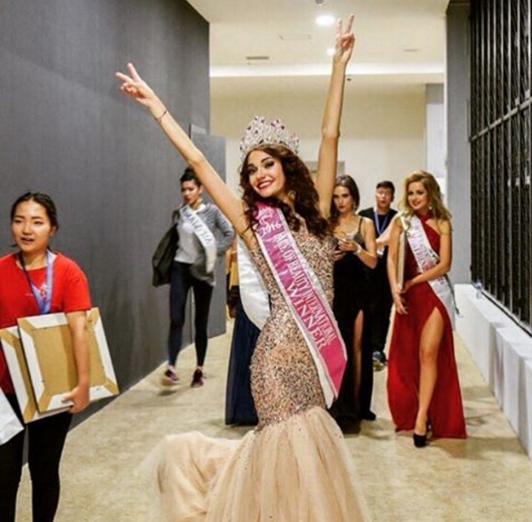 Alena Raeva | Instagram