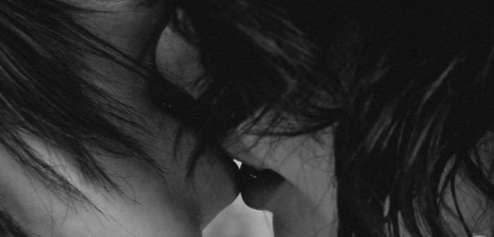 Niña de 14 años demanda a padres en Temuco tras prohibirle estar con pololo de 19 años