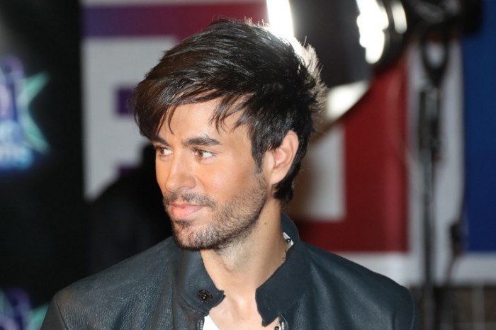 Bochorno: el percance que sufrió Enrique Iglesias por culpa del playback en Cannes