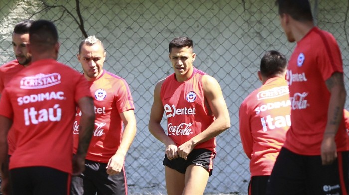 Los memes que dejó la lamentable baja de Alexis Sánchez para duelo de La Roja en Colombia