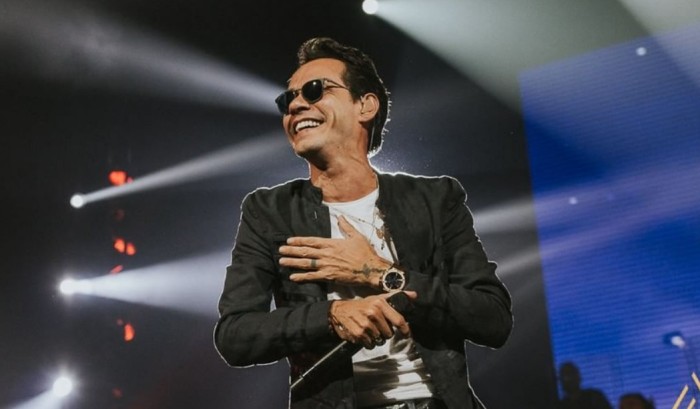 Tras beso con JLO: Marc Anthony comparte varias fotografías besando a mujeres y hombres